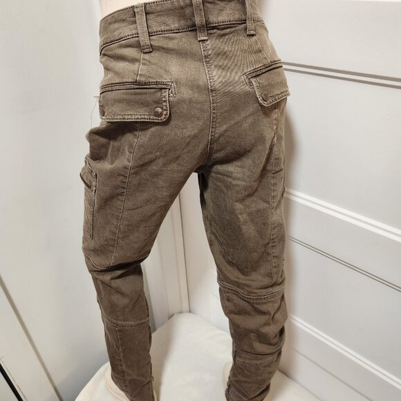 AJ Armani Jeans Slim Fit Cargo Denim – Size 31 x 37 – Brown Vintage Wash - Picture 5 of 9